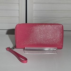 NEW Nordstrom pink zip around leather wristlet wallet